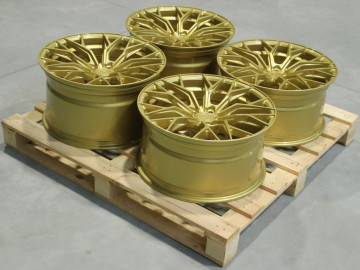 Set Of Cvr1 20X10 Et30 20X11 Et35 5X120 Gloss Gold
