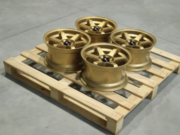 Set Of Jr3 15X8 Et25 4X100/114 Gold