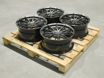 Set Of Jr37 18X8 Et45 5X114,3 Hyper Black