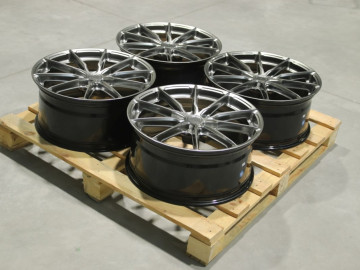 Set Of Jr37 20X9 Et30 5X112 Hyper Black