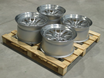 Set Of Jr40 19X9,5 19X11 Et22 5X114,3 Silver Machined Face