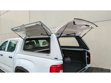 ALPHA CMX HardTop em fibra de vidro, com 3 portas em fibra de vidro (cabine extra)