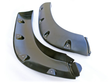 Abas em ABS Land Cruiser J80 (6 peças) / aparafusar à carroçaria