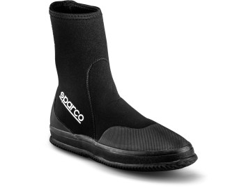 Botas Sparco feitos de neoprene