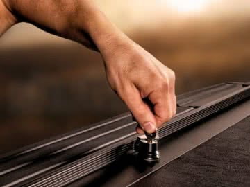 Cobertura Retráctil Roll-n-Lock Ford Ranger Cabine Extra 2012->
