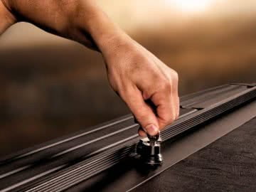Cobertura Retráctil Roll-n-Lock Ford Ranger EC 2012-> (Versão Roll-Bar OEM)