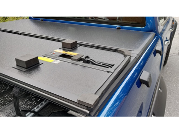 Cobertura dobrável em três parte (Hard-Tri-Fold) para Ford Ranger 2012-2022