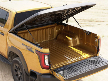 Cobertura plana AEROKLAS em ABS para Toyota Hilux 2026+ (cabina dupla)