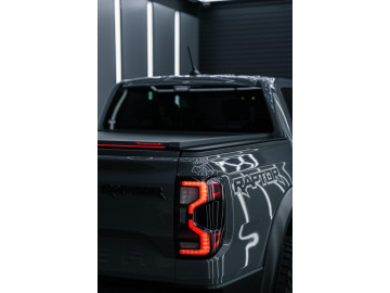 Cobertura retrátil eléctrica Tessera Roll+ (versão BASIC + E-KIT) em Preto Mate Ford Ranger (P703) 2023+ NO OEM ROLL BAR