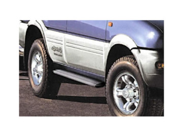 Estribos de plataforma de alumínio. Tipo S50 (5 portas) Terrano II [1993 - 1996]