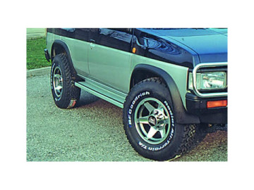 Estribos de plataforma de alumínio. tipo de DST Terrano I [1986 - 1995]