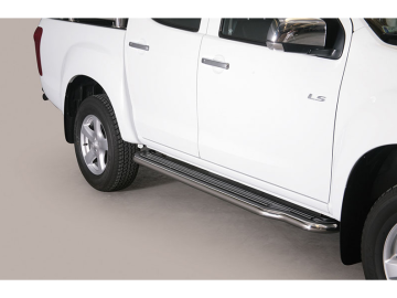Estribos em plataforma com tubo inox Ø50mm (cabine dupla)