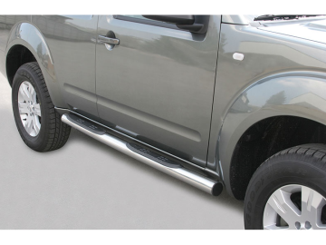 Estribos em tubo inox Ø76 mm, com pisantes