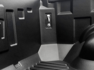 Fundo de caixa, sem bordas (cabine extra) Toyota Hilux 