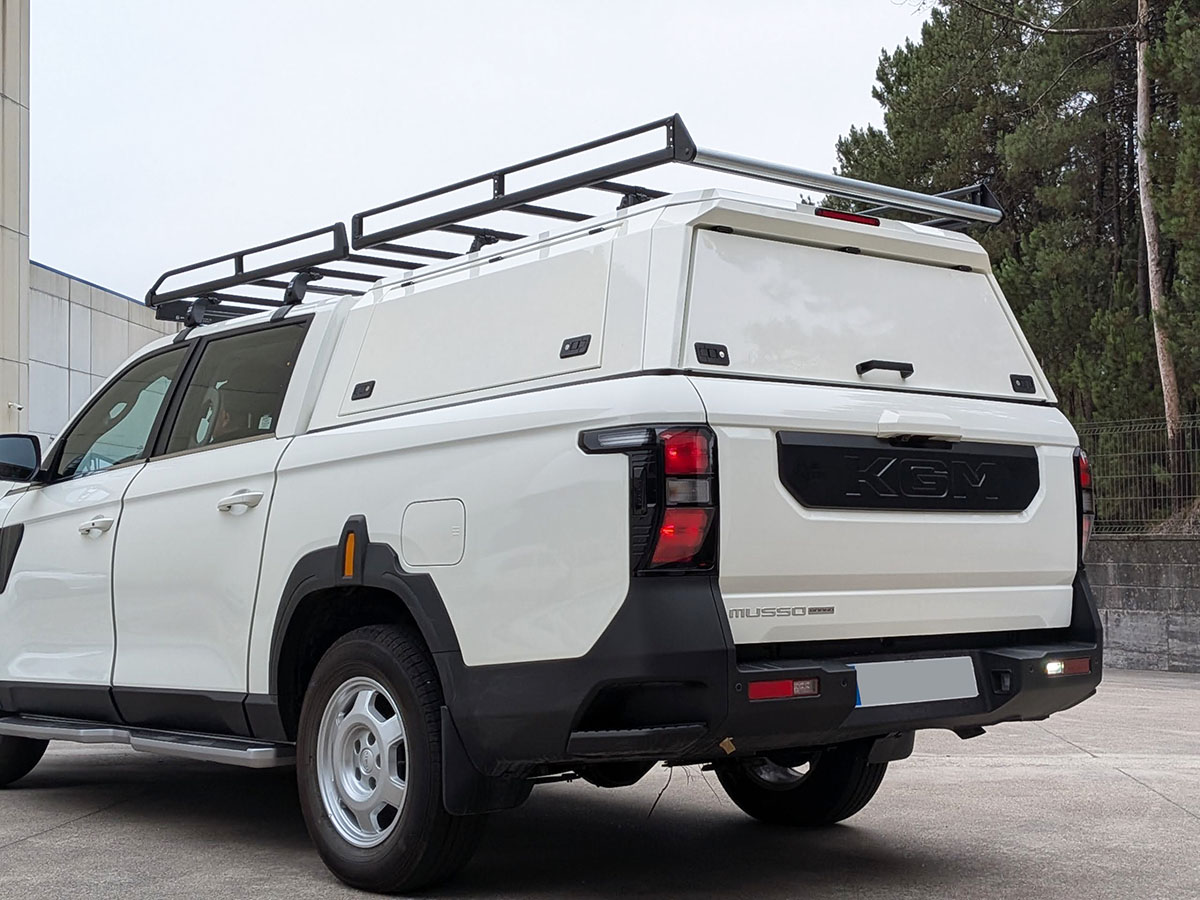 Grade de tejadilho reforçada para hardtop e cabina, com defletor e rolo (compatível com Alpha GSE e Aeroklas ABS)