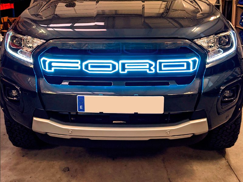 Grelha frontal em ABS com letras “FORD” XTREME LED – Ranger 2019–2022