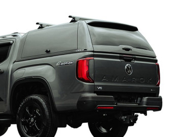 HardTop ALPHA CMX em fibra de vidro, com portas laterais com elevação em fibra de vidro (cabina dupla) (VW Amarok 2023+)