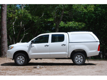 HardTop ALPHA em fibra, sem janelas (cabina dupla)