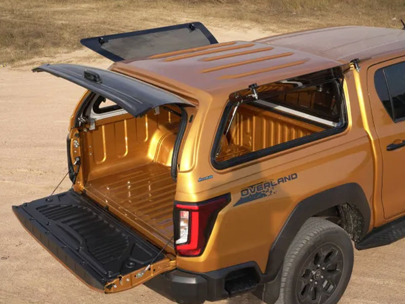 Hardtop AEROKLAS Stylish Plus em ABS com portões para Toyota Hilux 2026+ (cabina dupla)