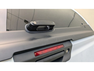 Hardtop AEROKLAS em ABS sem janelas para Toyota Hilux 2026+ (cabina dupla)