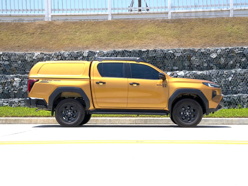 Hardtop AEROKLAS em ABS sem janelas para Toyota Hilux 2026+ (cabina dupla)