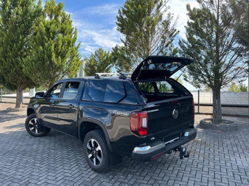Hardtop ALPHA TYPE-E+ AIR em fibra, com janelas, primer (cabine dupla) (VW Amarok 2023+)