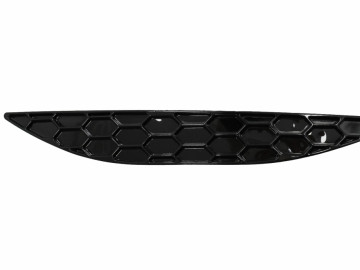 Honeycomb Rear Bumper Reflector Cover suitable for VW Golf 7 Hatchback 5G (2013-2017) R / R-Line Bumper