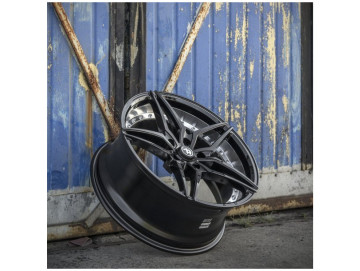 Jantes Seventy9 SV-AR - 19x8.5 5x120 ET 30 74,1 Preto + Aba Interna Cor Prata