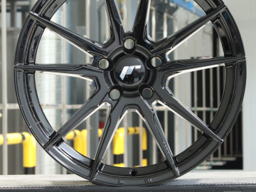 Jr Wheels Jr21 18X8,5 Gloss Black
