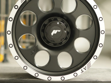 Jr Wheels Jrx4 17X8,5 Matt Black W/Machined Lip