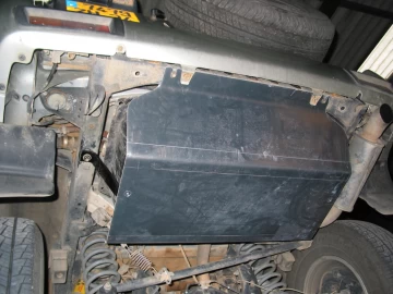 N4 - Proteção inferior do tanque de combustível 6mm