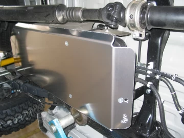 N4 - Proteção inferior do tanque de combustível 6mm