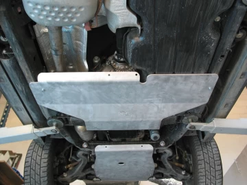 N4 - Proteção inferior do tanque de combustível em alumínio 6mm