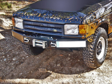 Para-choques frontal com base de guincho