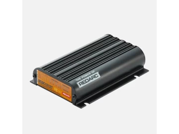 Redarc - Carregador de baterias interno, 12V, 25A, com regulador