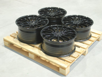 Set Of Cvr7 19X8,5 Et25 19X9,5 Et35 5X112 Gloss Black