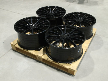 Set Of Cvr7 22X10 22X11 Et30 5X112 Double Tinted Black