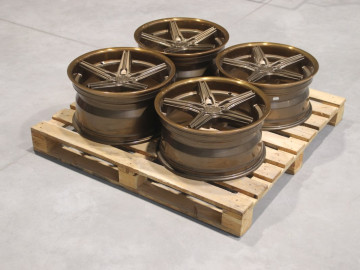Set Of Cvr9 19X9 Et31 19X10 Et37 5X114,3 Gloss Bronze