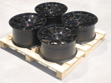 Set Of Jr11 20X10 Et30 20X11 Et30 5X112 Gloss Black