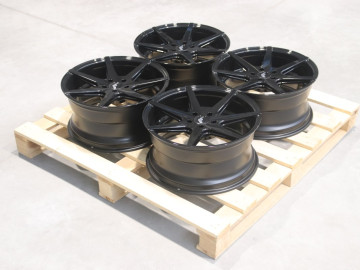 Set Of Jr20 18X8,5 Et38 5X108 Gloss Black