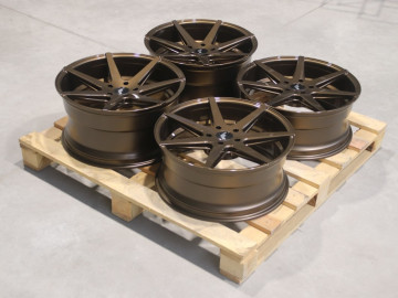 Set Of Jr20 20X8,5 Et35 20X10 Et40 5X120 Gloss Bronze