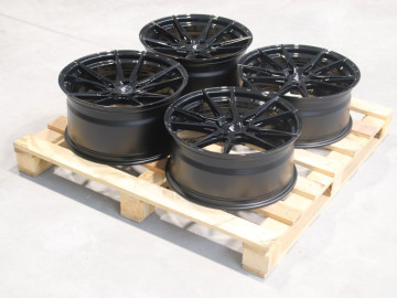Set Of Jr21 19X8,5 Et35 19X9,5 Et35 5X120 Gloss Black