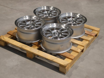 Set Of Jr26 17X8 Et30 5X112 Silver Machined Face