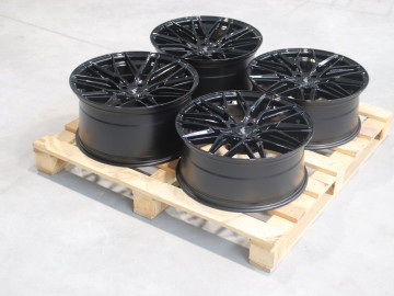 Set Of Jr28 20X8,5 Et20 20X10 Et40 5X120 Gloss Black