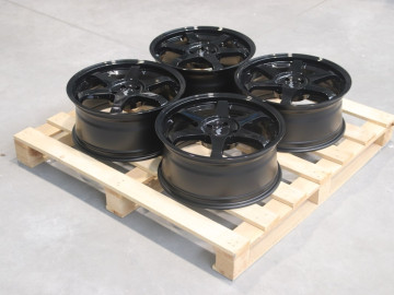 Set Of Jr3 18X8 Et37 5X108 Gloss Black