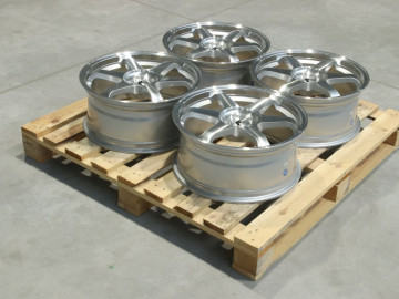 Set Of Jr3 18X8 Et40 5X100 Silver Machined