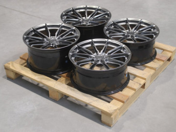 Set Of Jr37 19X8,5 Et43 19X9,5 Et45 5X120 Hyper Black