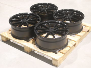 Set Of Jr37 20X8,5 Et35 20X8,5 Et44 5X112 Gloss Black