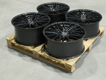 Set Of Jr38 22X9,5 Et25 22X10,5 Et25 5X112 Hyper Gray