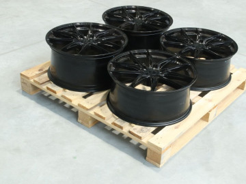Set Of Jr44 20X8,5 Et40 20X9,5 Et45 5X112 Gloss Black
